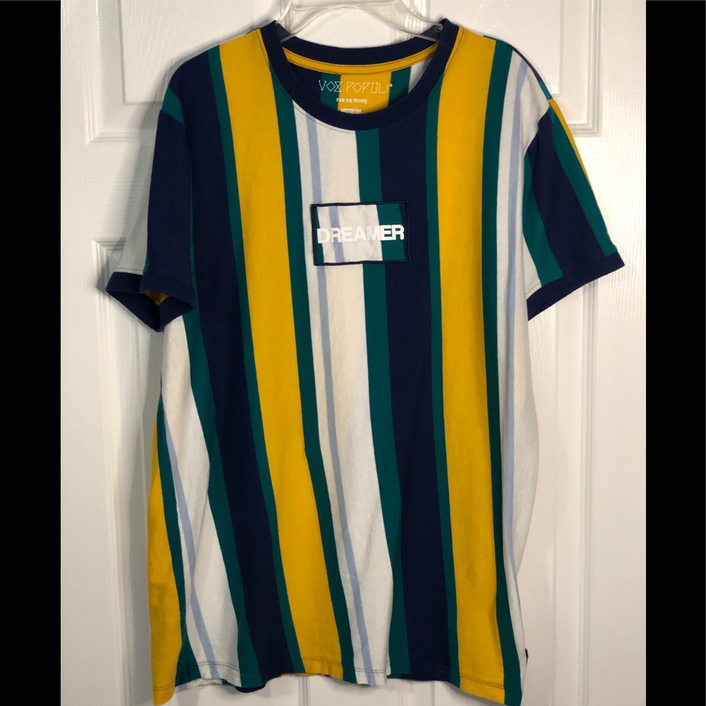 Retro with strips tee